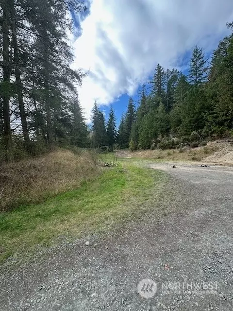999 Old Blyn Hwy, Sequim, WA 98382