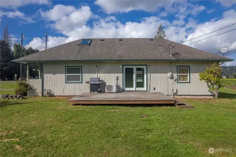 Exterior - 19125 Orting Kapowsin Hwy E, Orting, WA 98360 photo 3 of 4