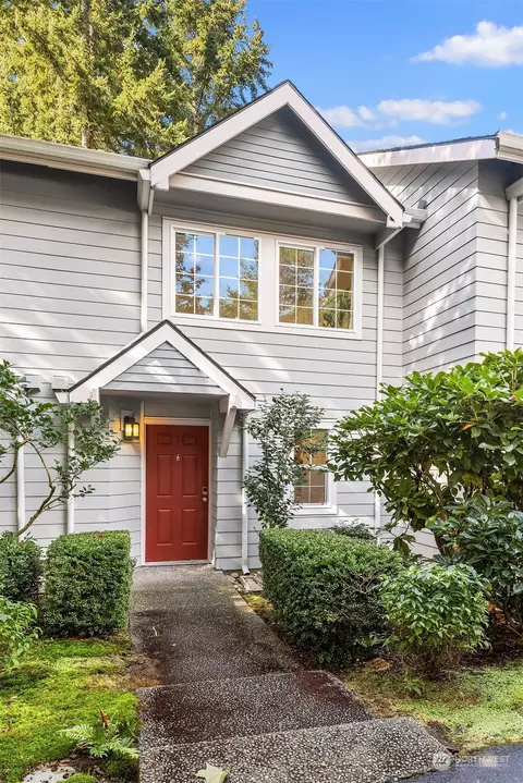 13015 102nd Ln NE #5, Kirkland, WA 98034