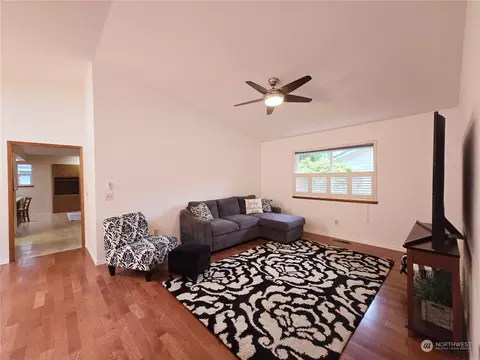 114 Harleman Dr, Sequim, WA 98382 photo 9