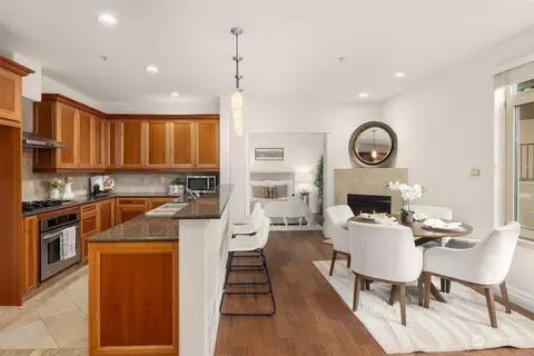 2551 Thorndyke Ave W #304, Seattle, WA 98199