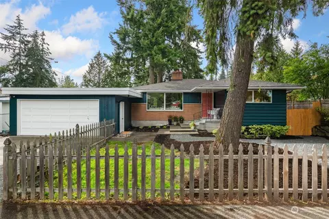 18551 Meridian Ave N, Shoreline, WA 98133