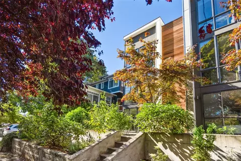 1807 24th Ave #A, Seattle, WA 98122