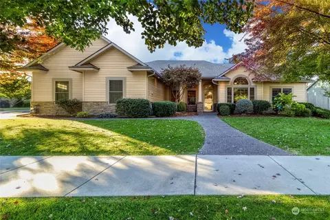 310 Eagle Crest Dr, Walla Walla, WA 99362