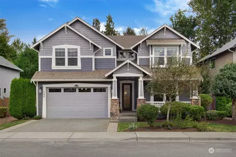 780 Ilwaco Pl NE, Renton, WA 98059