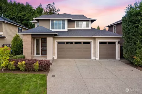 3944 NE 24th Ct, Renton, WA 98056