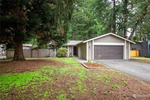 8532 9th Ave SE, Olympia, WA 98513