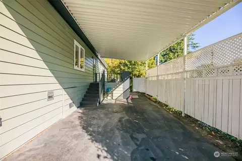 23708 Locust Way #15B, Bothell, WA 98021 photo 23