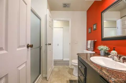 23708 Locust Way #15B, Bothell, WA 98021 photo 21