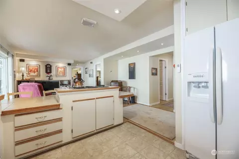 23708 Locust Way #15B, Bothell, WA 98021 photo 13