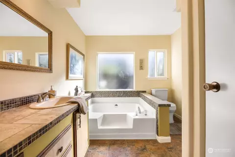 23708 Locust Way #15B, Bothell, WA 98021 photo 19