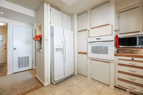 23708 Locust Way #15B, Bothell, WA 98021 photo 12