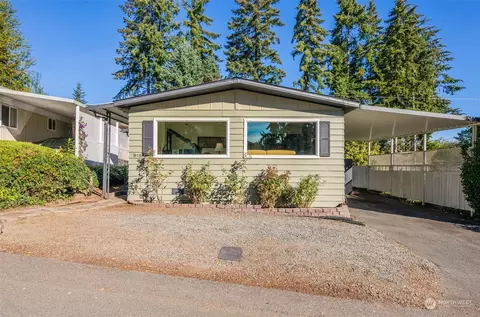 23708 Locust Way #15B, Bothell, WA 98021