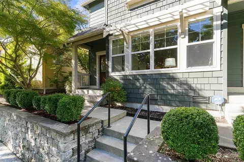 5905 31st Ave SW, Seattle, WA 98126