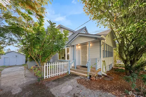 2115 N 90th St, Seattle, WA 98103