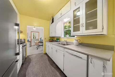 2115 N 90th St, Seattle, WA 98103 photo 7
