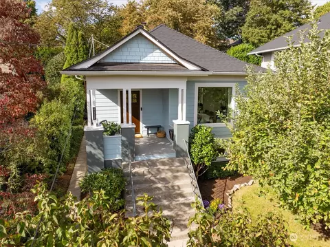 4117 Woodland Park Ave N, Seattle, WA 98103
