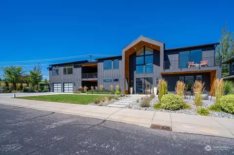 65 Wall St, Manson, WA 98831