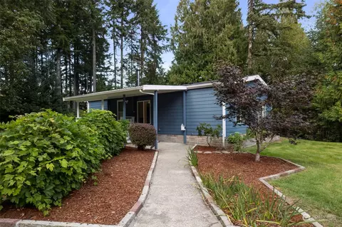 700 SW Clevenger Ln, Port Orchard, WA 98367
