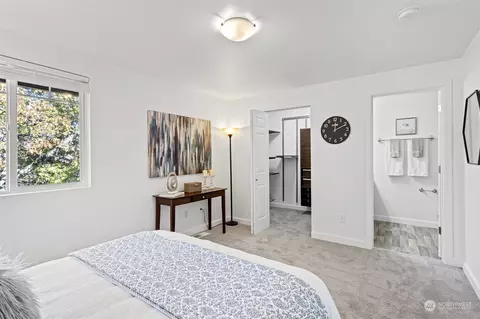 Bedroom - 18930 Bothell-everett Hwy #R103, Bothell, WA 98012 photo 1 of 7