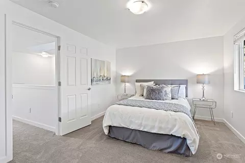 Bedroom - 18930 Bothell-everett Hwy #R103, Bothell, WA 98012 photo 2 of 7