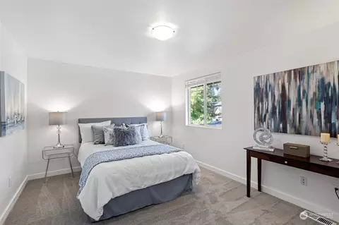Bedroom - 18930 Bothell-everett Hwy #R103, Bothell, WA 98012 photo 3 of 7