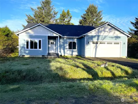 126 Jib St, Ocean Shores, WA 98569