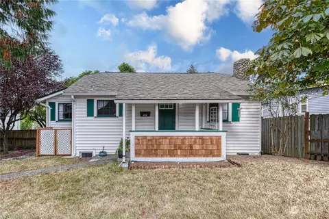 1704 15th St, Bremerton, WA 98337