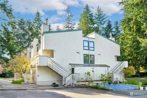 1019 156th Ave NE #B3, Bellevue, WA 98007