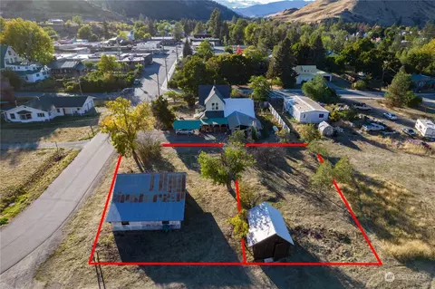 312 Twisp Ave, Twisp, WA 98856 photo 2