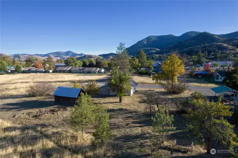 312 Twisp Ave, Twisp, WA 98856 photo 7
