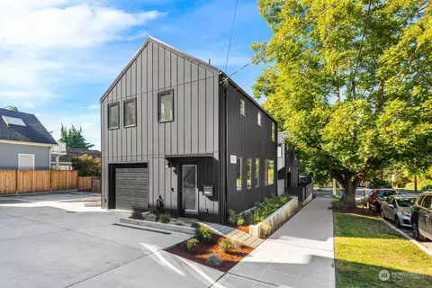 1703 N 36th St, Seattle, WA 98103