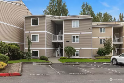 12429 NE 130th Ct #G306, Kirkland, WA 98034