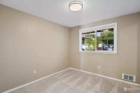 9710 Sharon Dr, Everett, WA 98204 photo 21