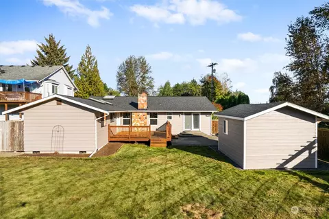 9710 Sharon Dr, Everett, WA 98204 photo 3
