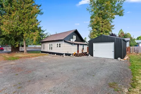 810 SE Front St, Winlock, WA 98596