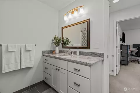 Bath - 604 Harman Way S, Orting, WA 98360 photo 3 of 3