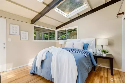 8008 Talbot Rd, Edmonds, WA 98026 photo 18