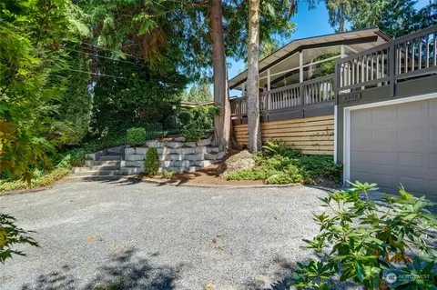 8008 Talbot Rd, Edmonds, WA 98026 photo 3