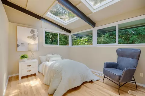 8008 Talbot Rd, Edmonds, WA 98026 photo 20