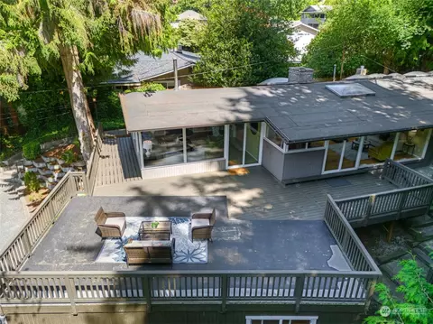 8008 Talbot Rd, Edmonds, WA 98026 photo 4