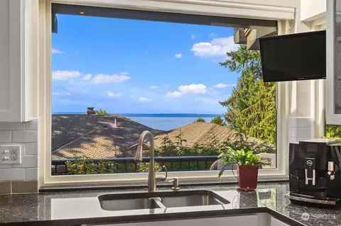 17110 72nd Pl W, Edmonds, WA 98026 photo 12
