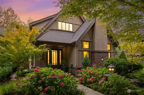 6223 Whitaker Ln SE, Snoqualmie, WA 98065