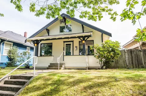 Exterior - 2305 Baker Ave, Everett, WA 98201 photo 7 of 9
