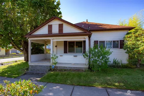 2501 West St, Bellingham, WA 98225