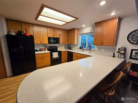 Kitchen - 152 Buck Loop Rd, Sequim, WA 98382 photo 3 of 4