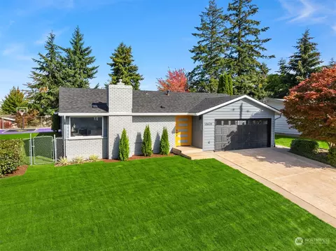 10620 SE 186th St, Renton, WA 98055