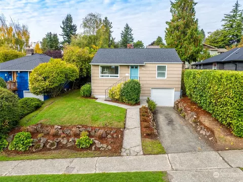 4411 50th Ave SW, Seattle, WA 98116