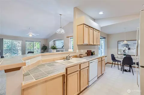 2201 192nd St SE #Q205, Bothell, WA 98012 photo 8