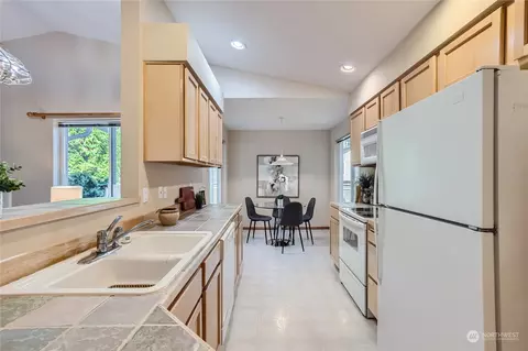 2201 192nd St SE #Q205, Bothell, WA 98012 photo 9